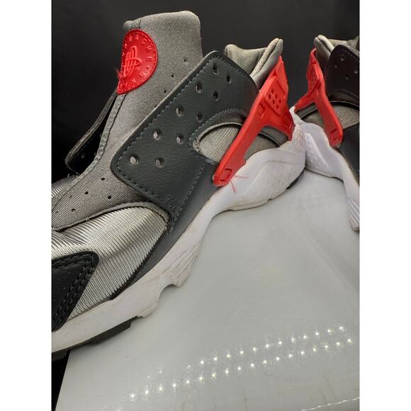 Youth Nike Huarache Run - Dark Smoke Gray - Size 6 Youth - missing laces - Picture 7 of 11
